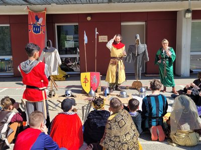 Présentation des armes du moyen-age