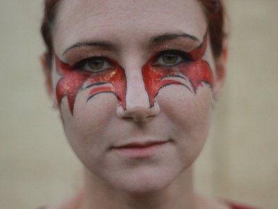 Maquillage avant le spectacle