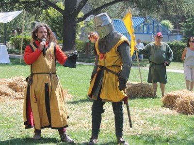 Compagnie Briselame - Présentation de l'équipement d'un chevalier du XIIIème