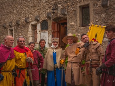 Les lames du Dauphiné et la Compagnie Briselame au château de Montrottier