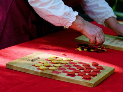 Les jeux de soéciété médiévaux, animés par la Compagnie Briselame