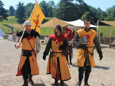 Retour de mission après les combats à l'épée