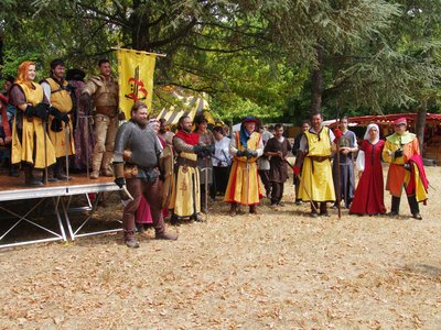 Compagnie Briselame, Médiévales de Montbonnot 2022, présentation des troupes et du maire