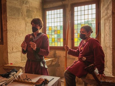 Atelier pédagogique archerie et flêches par les Lames du dauphiné