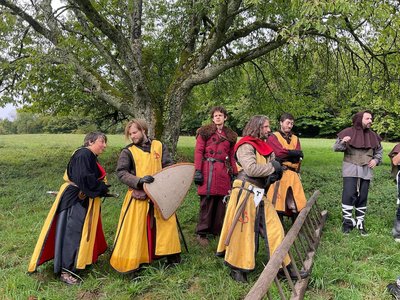 Compagnie Briselame, préparation de la scène de la prise des remparts à l'aide des échelles