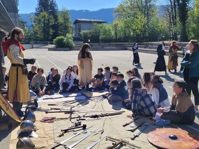 Présentation des armes du moyen-age